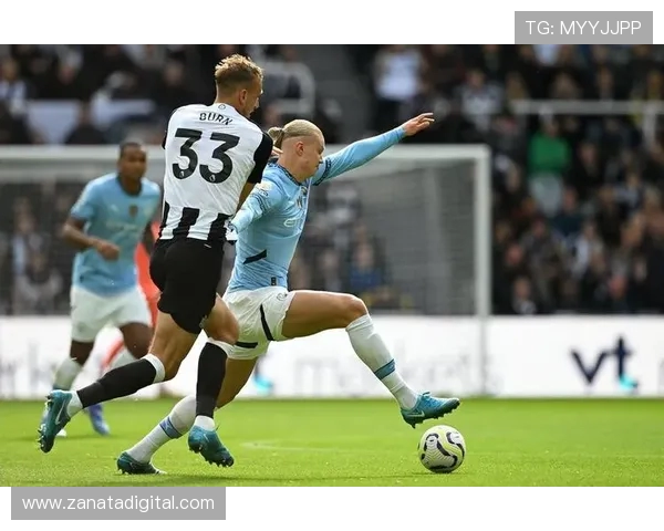 B席：控球表现不错但防守糟糕 需要加强防线稳固性